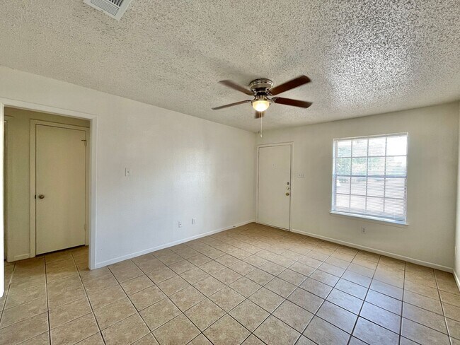 Photo - 219 E. Beeline Unit A