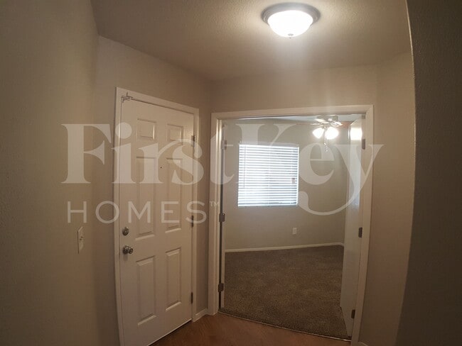 Photo - 4941 Drifting Pebble St