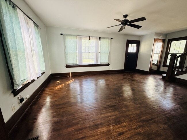 317 N Sumner Ave