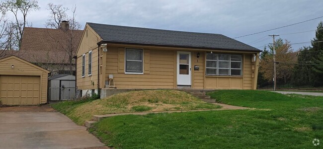 Building Photo - Newly Remodeled House for Rent in Crestwood