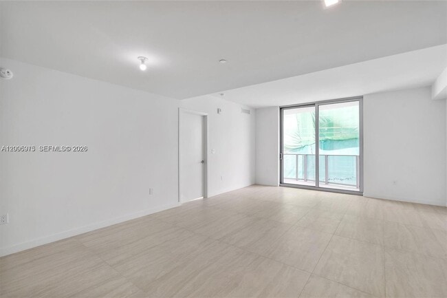 Photo - 77 SE 5th St Unit 4106