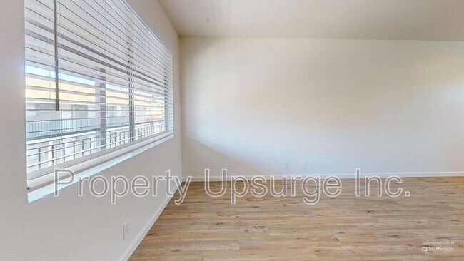 Photo - 1558 Bridge St Unit 20