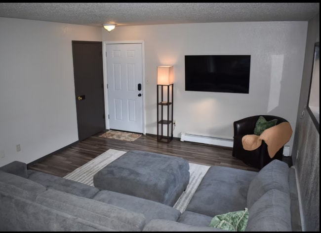 Photo - 3520 E 42nd Ave Unit 4