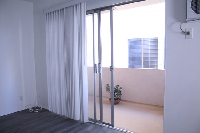 Living Room Entrance to Balcony - 1737 Glendon Ave Unit 5