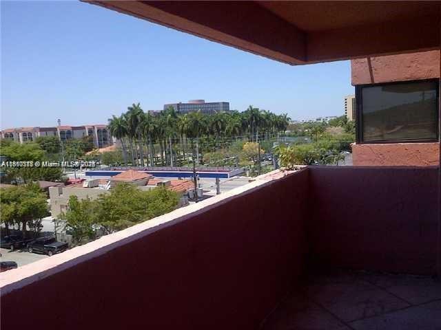 Photo - 5050 NW 7th St Unidad 514