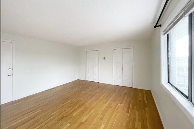Photo - 172 River St Unit A5