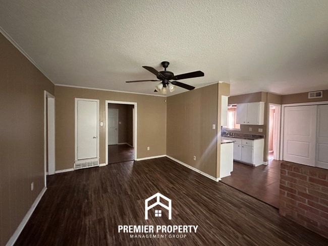 Photo - Move-In Ready 4BR Home in 38134 - Airy Living Spaces & Private Backyard