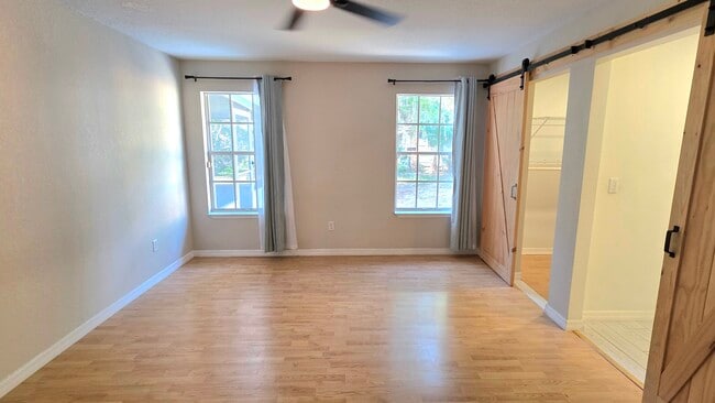 Photo - 325 E Plymouth Ave