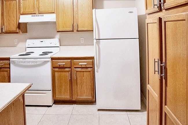 Photo - 9909 Westwood Dr Unidad 35-1