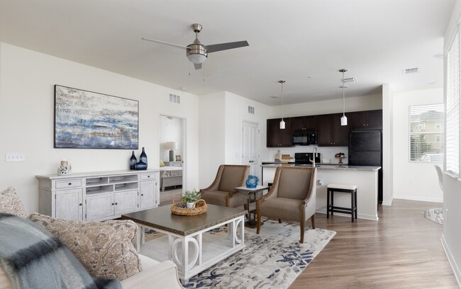 The Oaks on the Lake Upscale 55+ Apartments