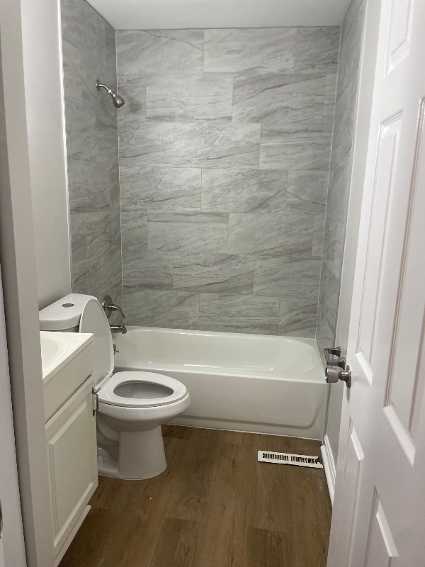 Photo - 438 Red Tulip Ct