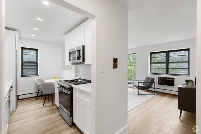 Building Photo - 4925 Washington St Unit 306 Rental
