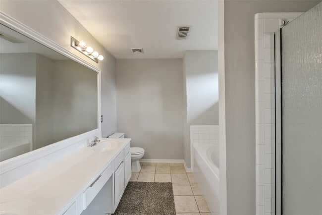 Building Photo - 3231 Stoneydale Ln