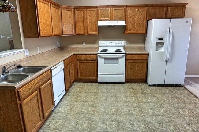 Photo - 6545 89th St