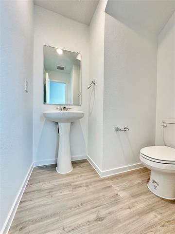 Photo - 921 Woodstork Wy