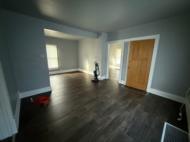 Photo - 1035 Durfee Ave