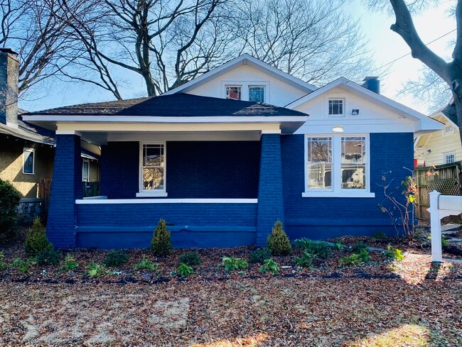 Building Photo - 1683 York Ave