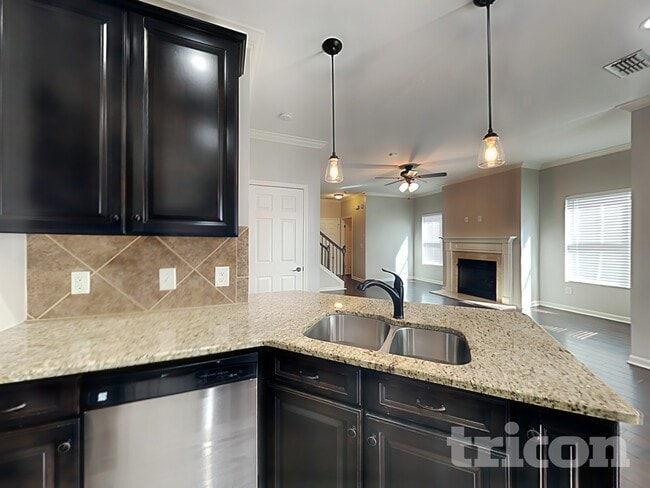 Photo - 350 Dunnwood Loop