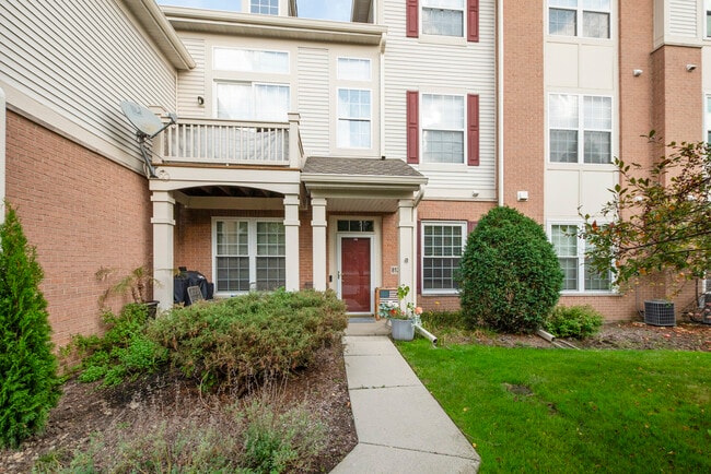 Building Photo - 8120 Concord Ln Unit H