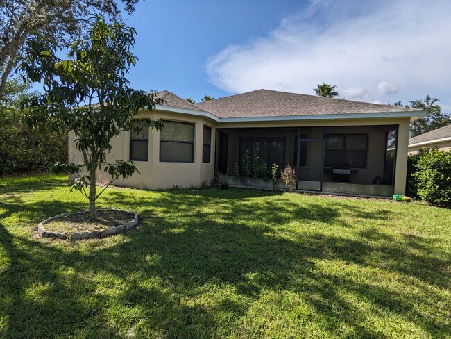 Photo - 12664 Cara Cara Loop