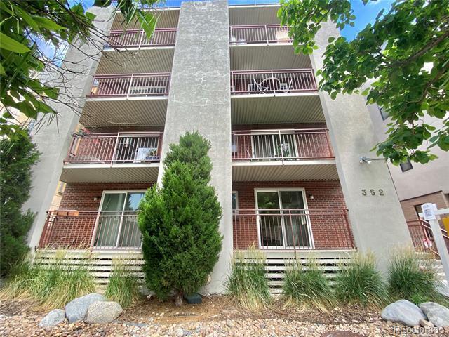 Building Photo - 352 S Lafayette St Unit 402 Rental