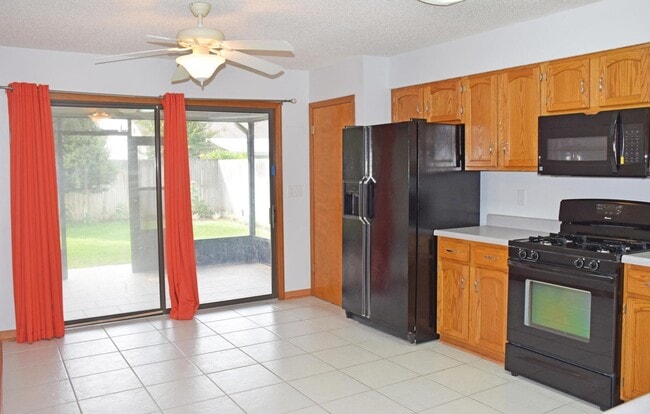 3906 Summerwood Ct