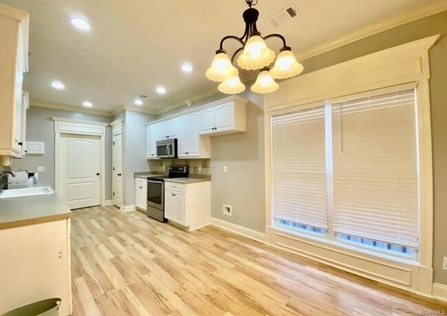 100 Brittany Dr S