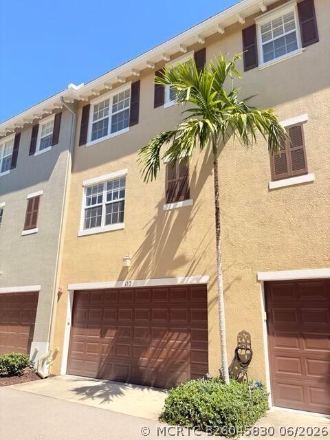 110 W Coda Cir