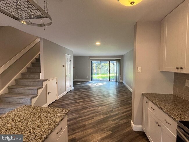 Photo - 42 Landmark Dr