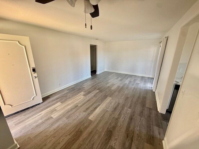 Photo - Beautiful 2 bed/2 bath in Vista!