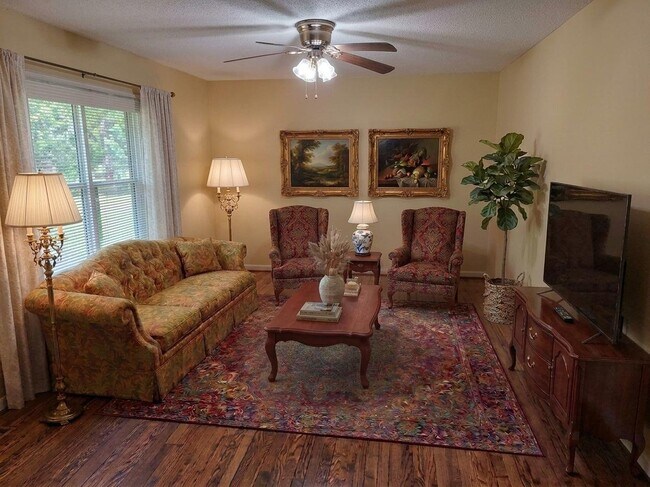 Photo - 2701 Patrick Rd