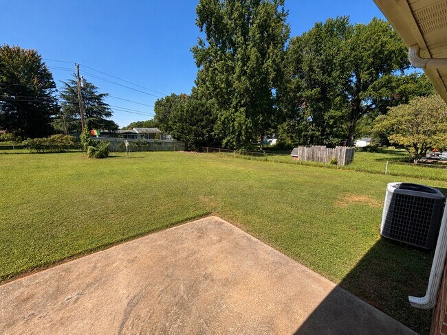Photo - 813 Branchwood Dr