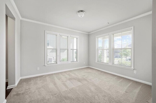 Photo - 5865 Stargazer Way