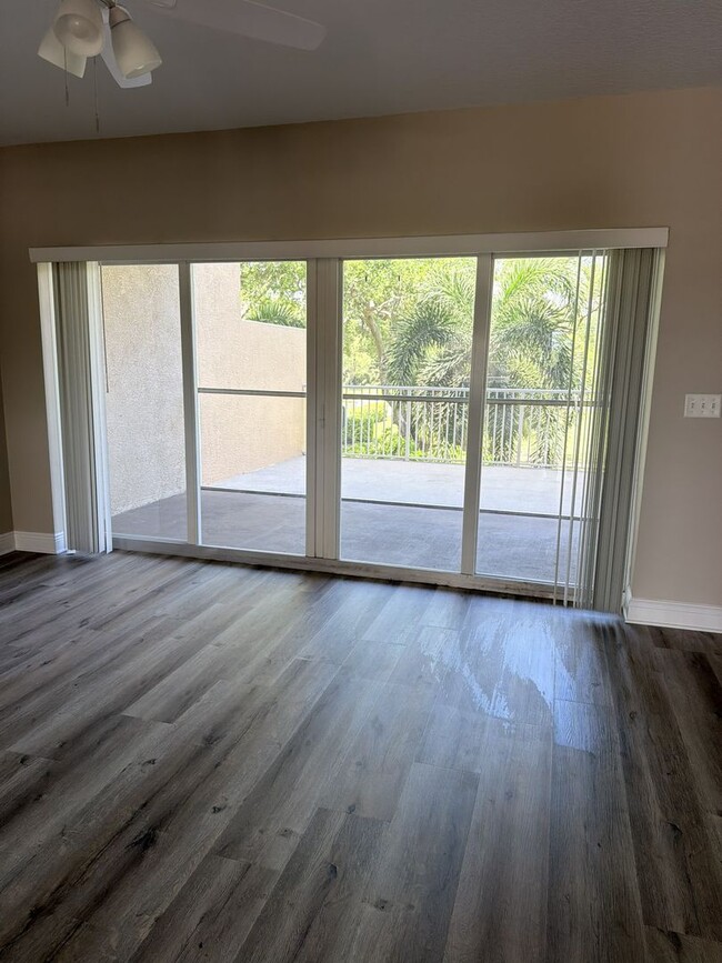 Photo - 960 Starkey Rd Unit Starkey Road  5105