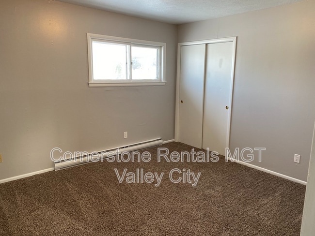 Photo - 815 4th St SW Unit 827