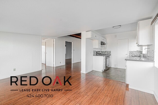 Building Photo - 476 1/2 Crane Blvd Unit 476 1/2 Rental