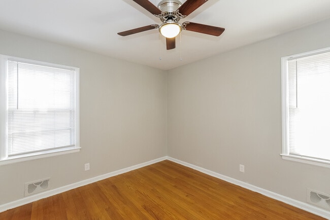 Photo - 10505 E 79th St