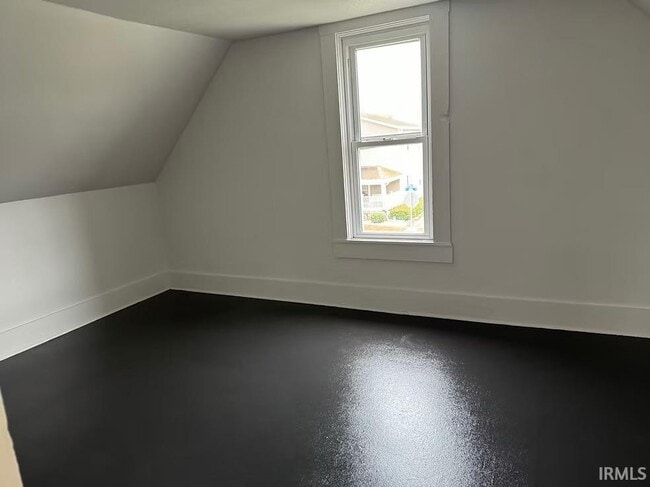 Photo - 818 E Main St