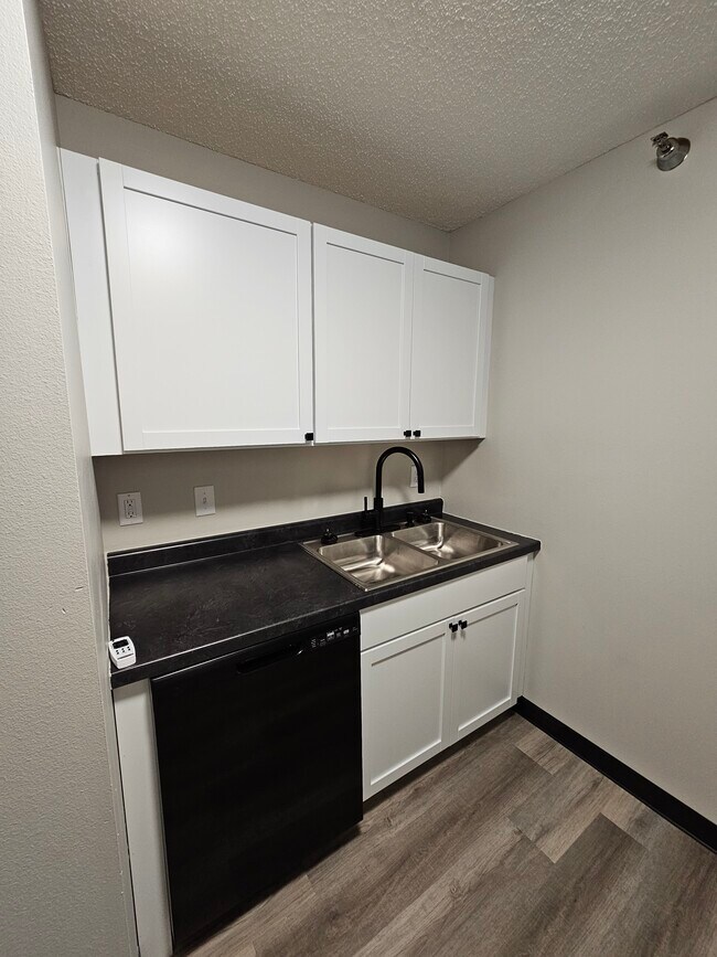 Wilkeshire Apartments