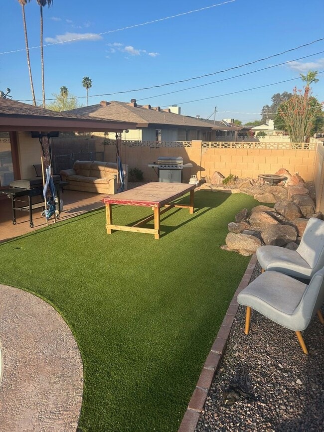 Photo - 5 Bedroom/2 Bath Home in amazing ASU Neighborhood