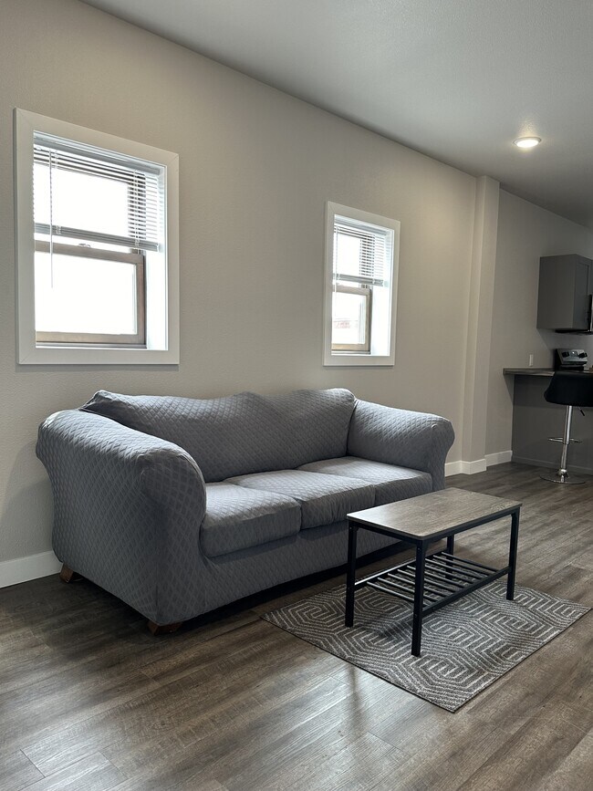 Photo - 328 3rd St Unit APT 3