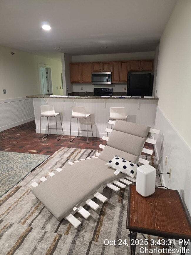 Photo - 419 17th St NW