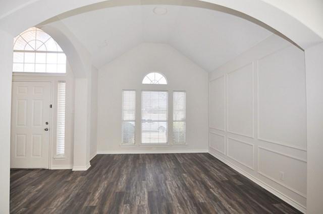 Photo - 521 Mustang Ridge Dr