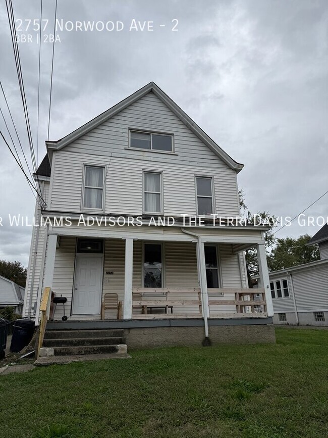 Building Photo - 2757 Norwood Ave Unit 2