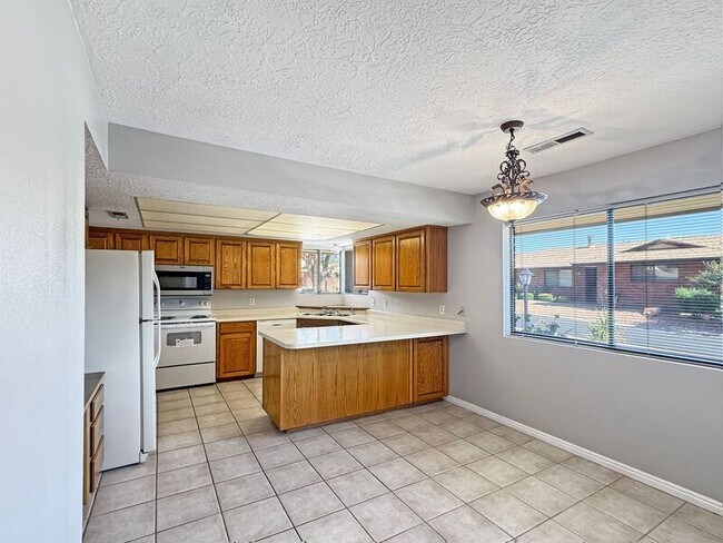 Photo - 840 400 E St Unidad 69