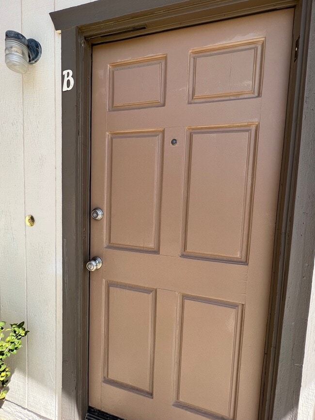 Photo - 932 Perdew Ave Unidad B