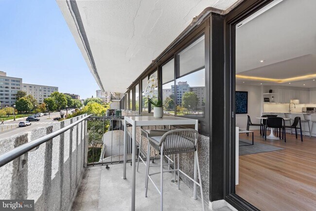 Photo - 2510 Virginia Ave NW Unit 307-N