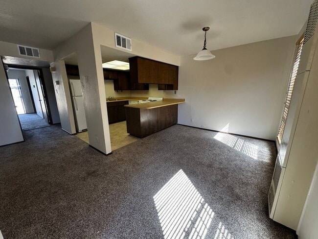 Photo - Great 1 Bedroom Near Rust Medical Center