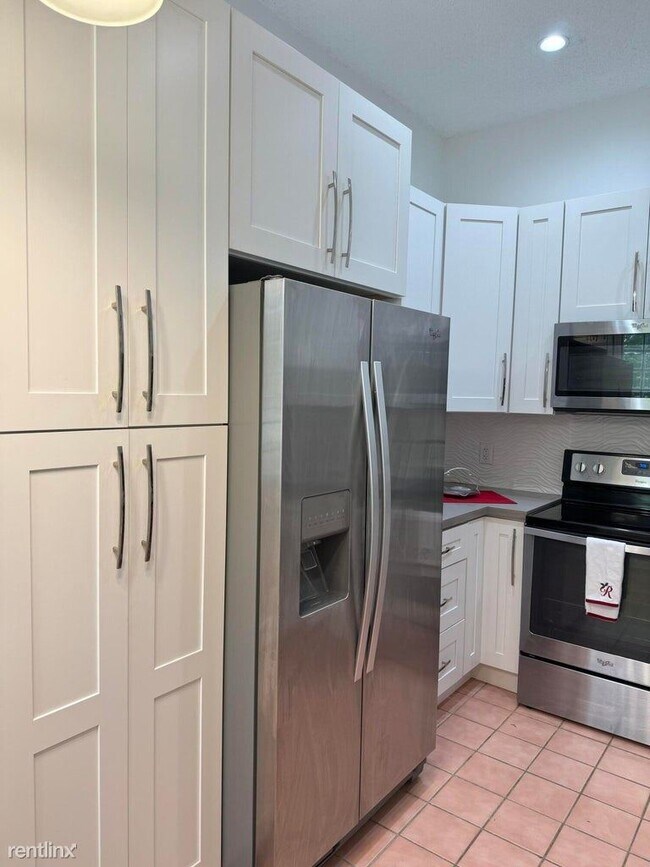 Photo - 3 br, 2 bath House - 5438 Verona Dr Apt I