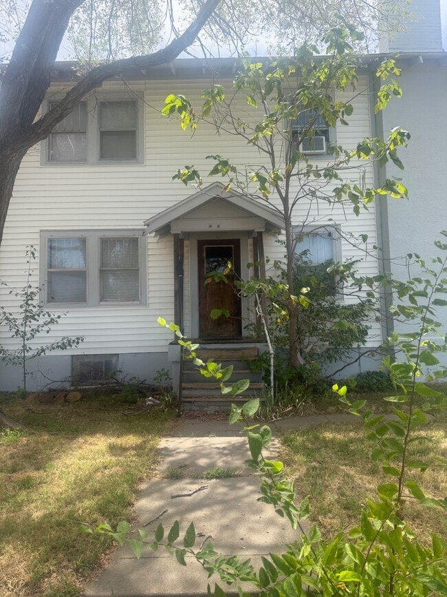 Building Photo - 303 E 4th Ave
